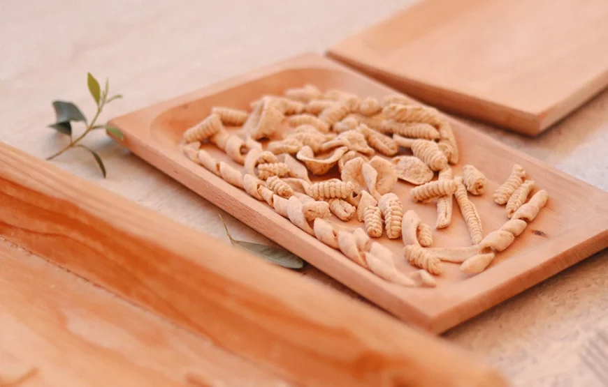 Orecchiette workshop with Dora