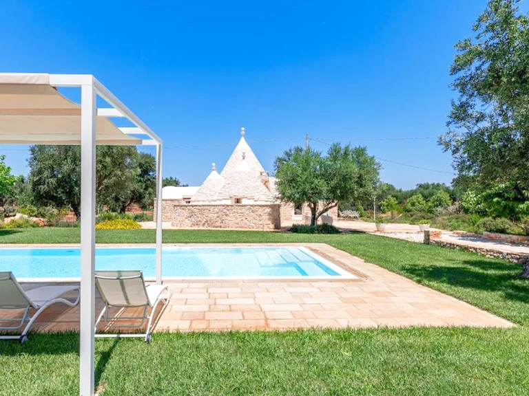 Halcyon Puglia Collection, Trullo Zese